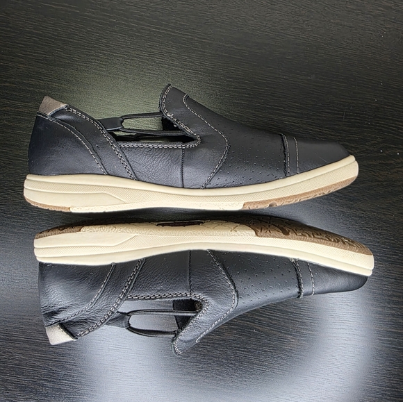 Earth Origins Elizabeth Wide Shoes Women Color Black Leather Slip On Size 6 - Picture 9 of 12